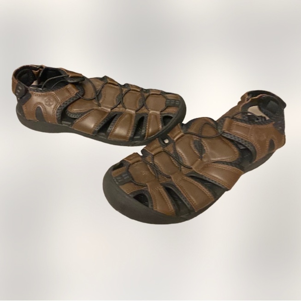 khombu travis sandals